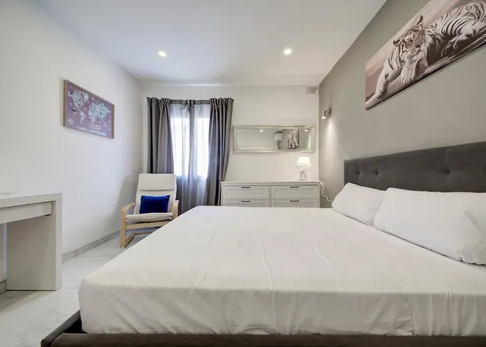 Апартаменты 3br - Walk To Sliema Promenade